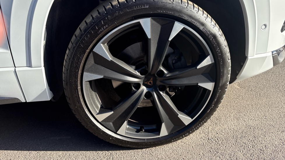 CUPRA Ateca 1.5 EcoTSI V2 5dr DSG Petrol Estate - Image 21