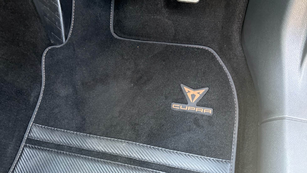CUPRA Ateca 1.5 EcoTSI V2 5dr DSG Petrol Estate - Image 43