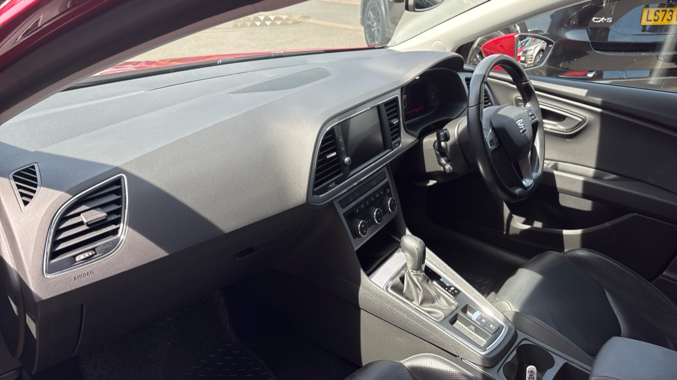 SEAT Leon 2.0 TSI 190 Xcellence Lux [EZ] 5dr DSG Petrol Estate - Image 9