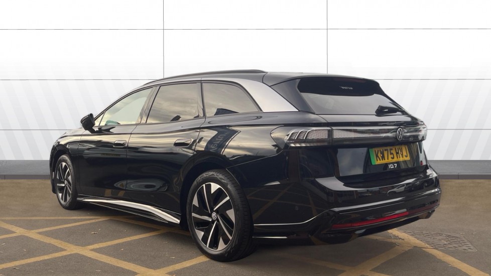 Volkswagen ID.7 210kW Match Pro S Plus 86kWh 5dr Auto Electric Estate - Image 2