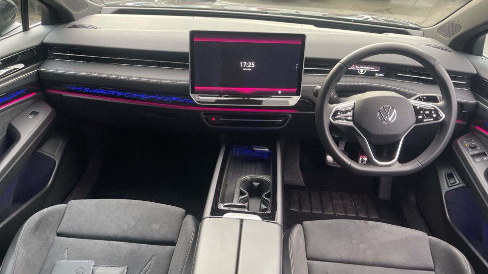 Volkswagen ID.7 210kW Match Pro S Plus 86kWh 5dr Auto Electric Estate - Image 10