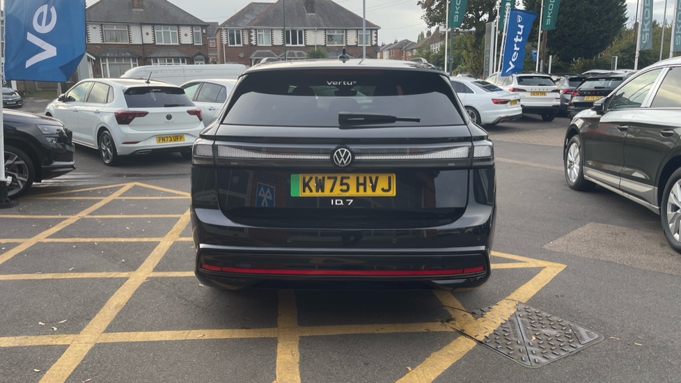 Volkswagen ID.7 210kW Match Pro S Plus 86kWh 5dr Auto Electric Estate - Image 38