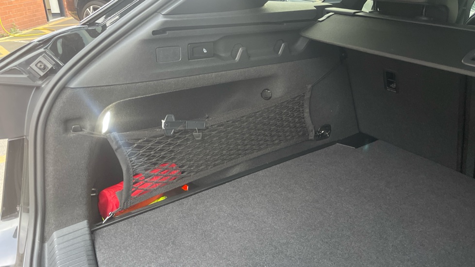 Volkswagen ID.7 210kW Match Pro S Plus 86kWh 5dr Auto Electric Estate - Image 42