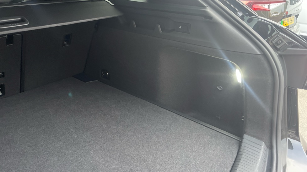 Volkswagen ID.7 210kW Match Pro S Plus 86kWh 5dr Auto Electric Estate - Image 43