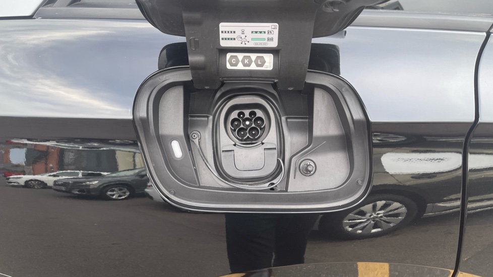 Volkswagen ID.7 210kW Match Pro S Plus 86kWh 5dr Auto Electric Estate - Image 49