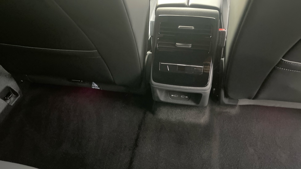 Volkswagen ID.7 210kW Match Pro S Plus 86kWh 5dr Auto Electric Estate - Image 53