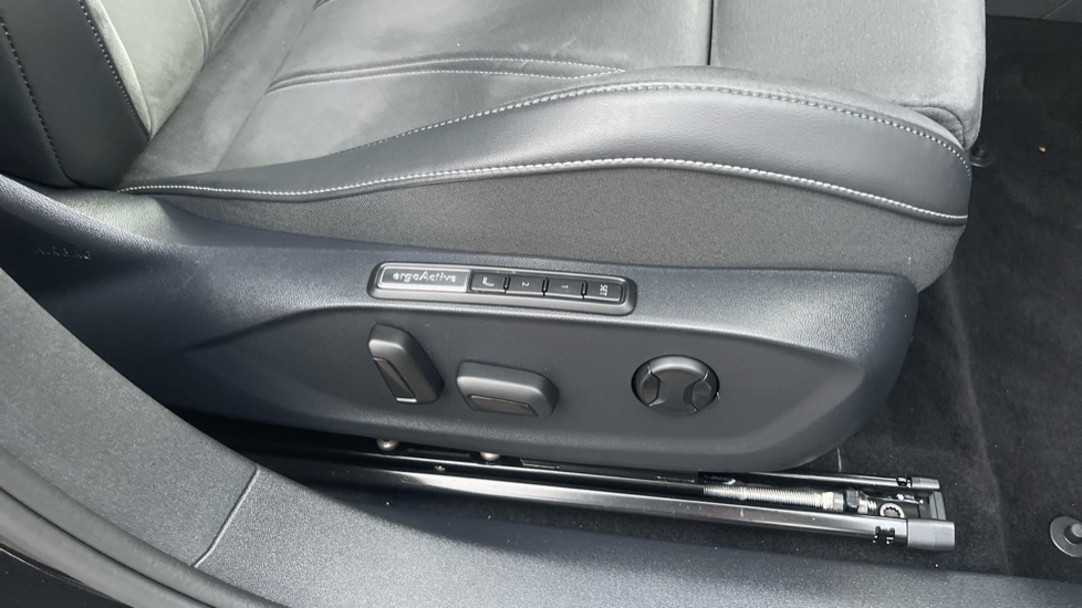 Volkswagen ID.7 210kW Match Pro S Plus 86kWh 5dr Auto Electric Estate - Image 56