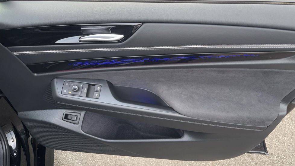 Volkswagen ID.7 210kW Match Pro S Plus 86kWh 5dr Auto Electric Estate - Image 60