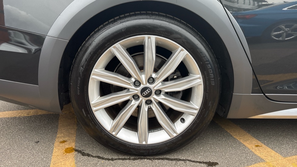 Audi A6 Allroad 50 TDI Quattro Sport 5dr Tip Auto Diesel Estate - Image 33