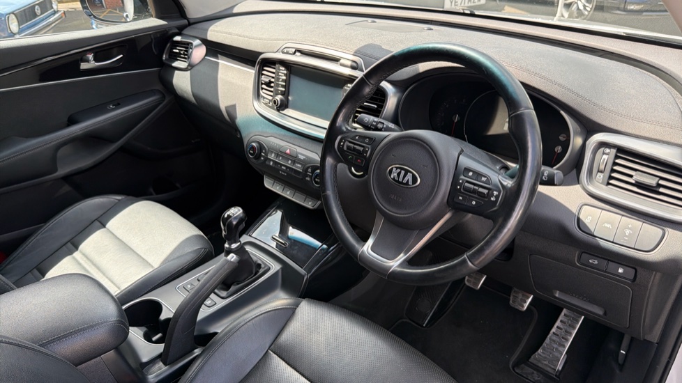 Kia Sorento 2.2 CRDi KX-3 5dr Diesel Station Wagon - Image 11