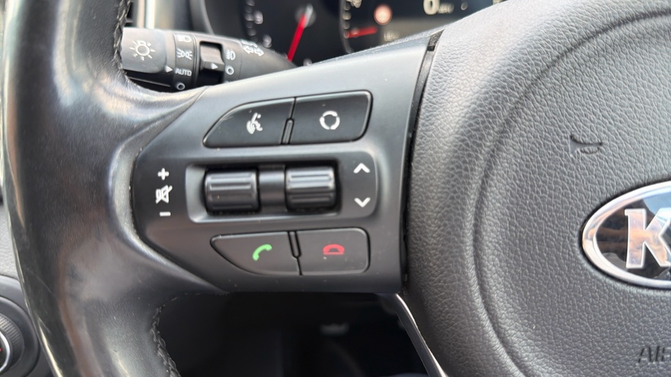 Kia Sorento 2.2 CRDi KX-3 5dr Diesel Station Wagon - Image 23
