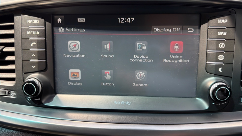 Kia Sorento 2.2 CRDi KX-3 5dr Diesel Station Wagon - Image 35