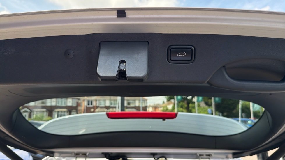 Kia Sorento 2.2 CRDi KX-3 5dr Diesel Station Wagon - Image 51
