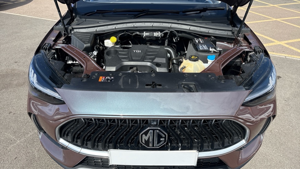 MG HS 1.5 T-GDI SE 5dr DCT Petrol Hatchback - Image 8