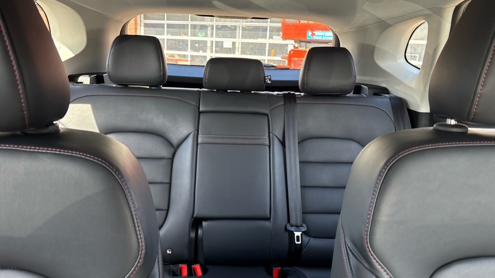 MG HS 1.5 T-GDI SE 5dr DCT Petrol Hatchback - Image 15