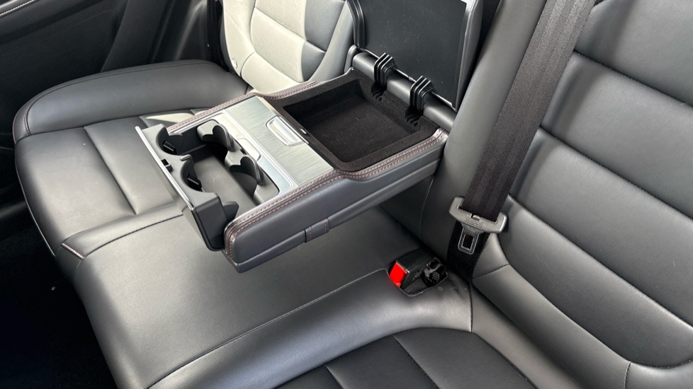 MG HS 1.5 T-GDI SE 5dr DCT Petrol Hatchback - Image 30