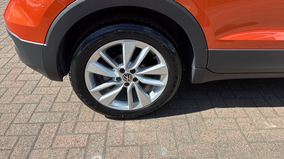 Volkswagen T-Cross 1.0 TSI 110 SE 5dr DSG Petrol Estate - Image 36