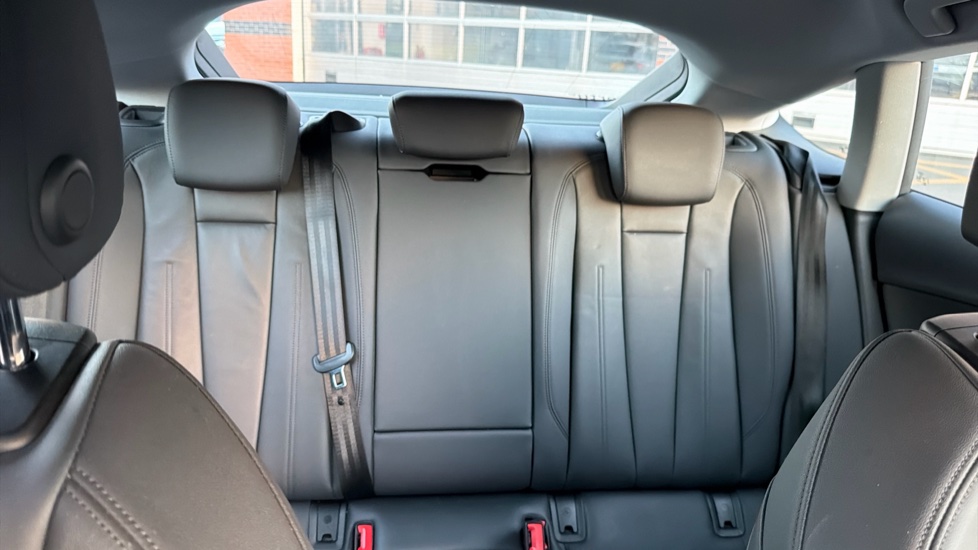 Audi A5 35 TFSI Sport 5dr S Tronic Petrol Hatchback - Image 15