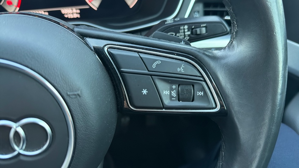 Audi A5 35 TFSI Sport 5dr S Tronic Petrol Hatchback - Image 39