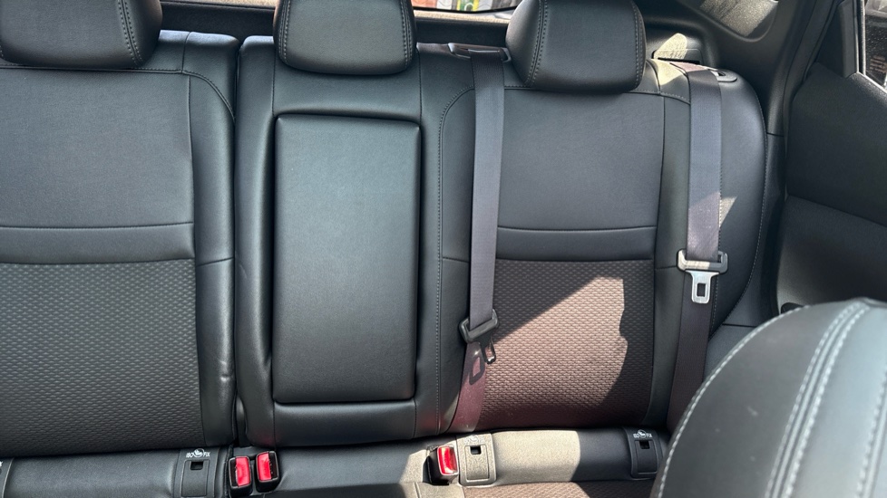 Nissan Qashqai 1.2 DiG-T Tekna 5dr Petrol Hatchback - Image 15