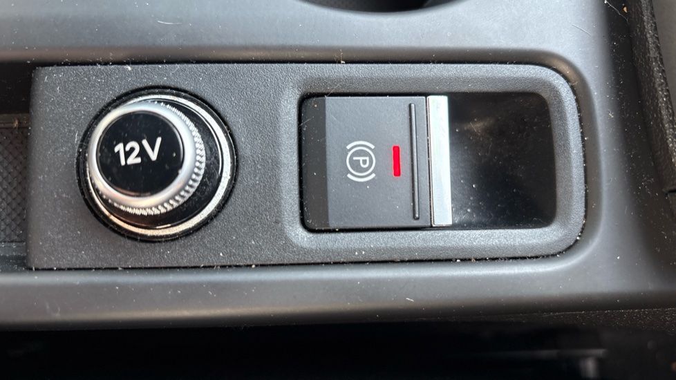 Audi A3 35 TFSI S Line 5dr S Tronic Petrol Hatchback - Image 59