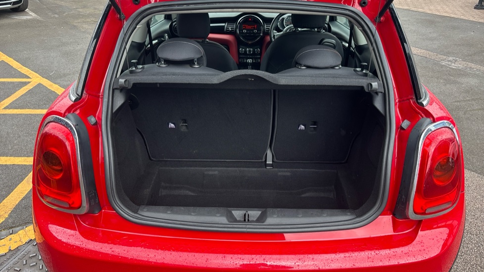 MINI Hatchback 1.5 Cooper 3dr Petrol Hatchback - Image 4