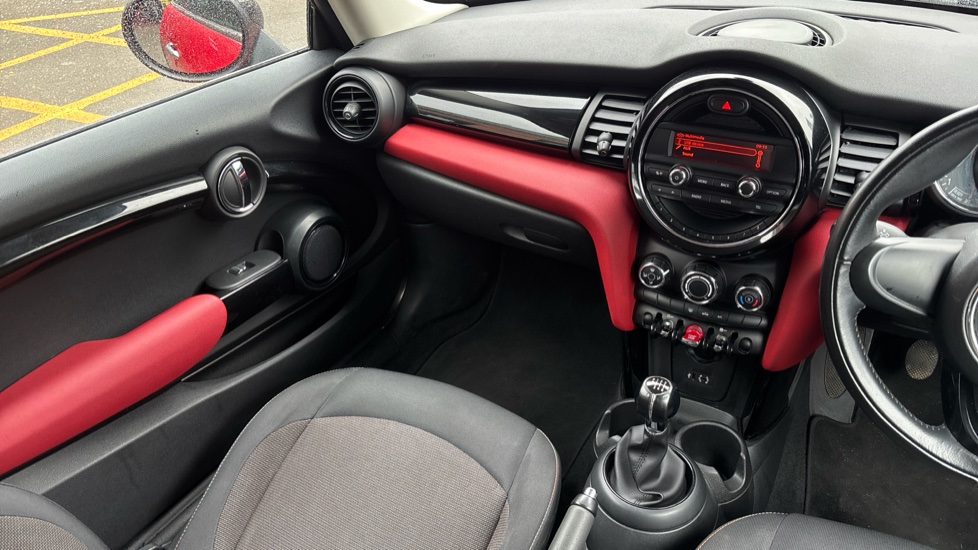 MINI Hatchback 1.5 Cooper 3dr Petrol Hatchback - Image 14