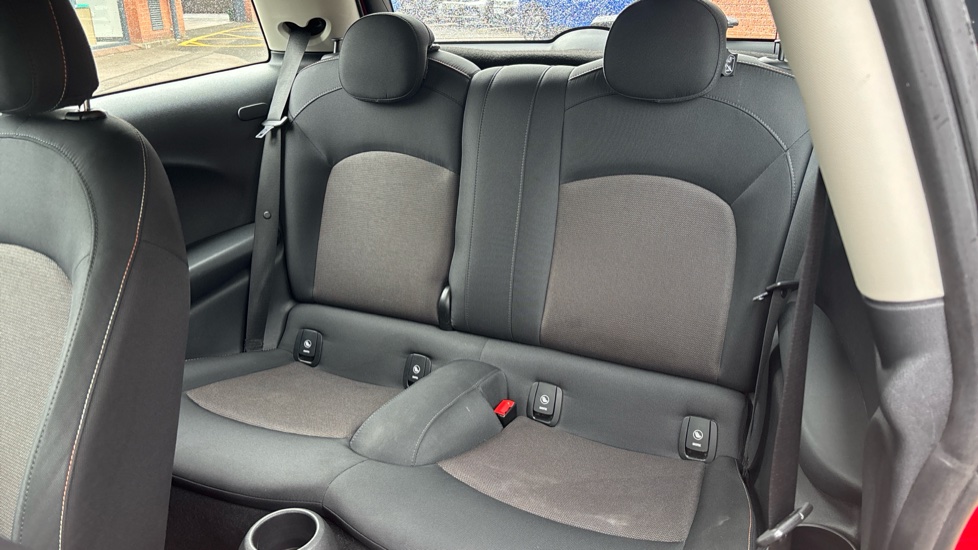 MINI Hatchback 1.5 Cooper 3dr Petrol Hatchback - Image 16