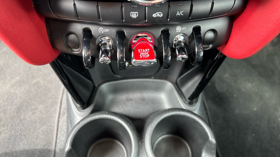 MINI Hatchback 1.5 Cooper 3dr Petrol Hatchback - Image 22