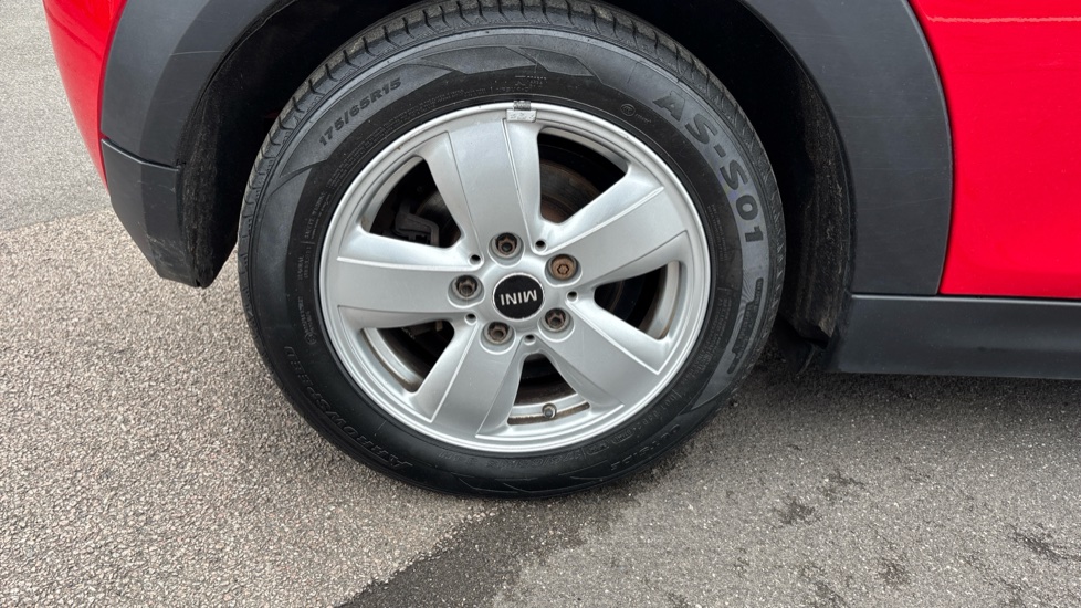 MINI Hatchback 1.5 Cooper 3dr Petrol Hatchback - Image 30