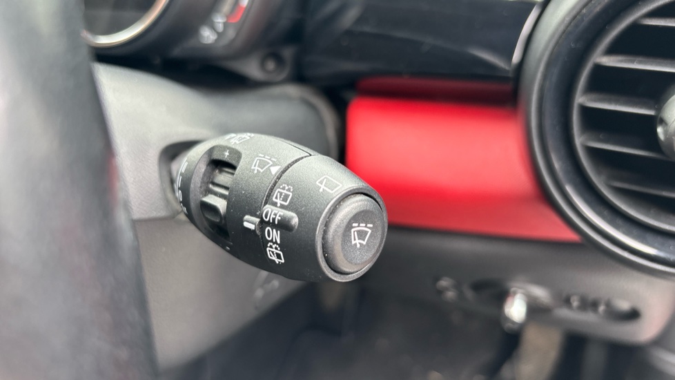 MINI Hatchback 1.5 Cooper 3dr Petrol Hatchback - Image 35