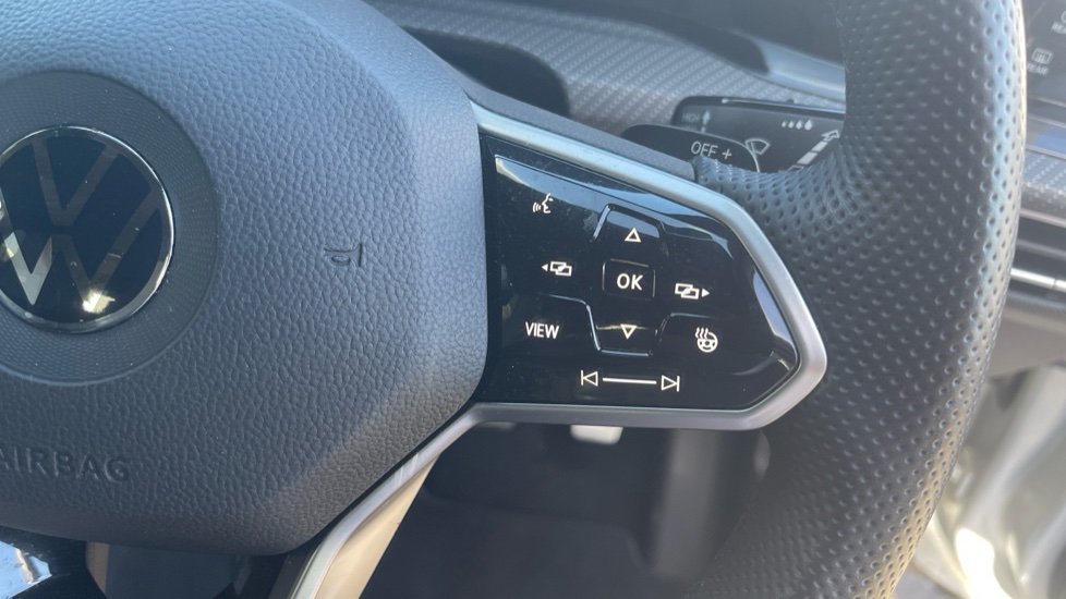 Volkswagen Golf 1.5 eTSI 150 R-Line 5dr DSG Petrol Hatchback - Image 29
