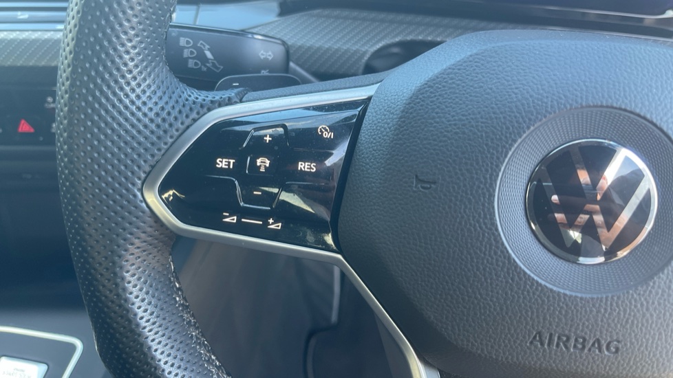 Volkswagen Golf 1.5 eTSI 150 R-Line 5dr DSG Petrol Hatchback - Image 30