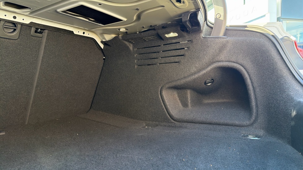 Audi A5 35 TFSI Sport 2dr S Tronic Petrol Coupe - Image 24