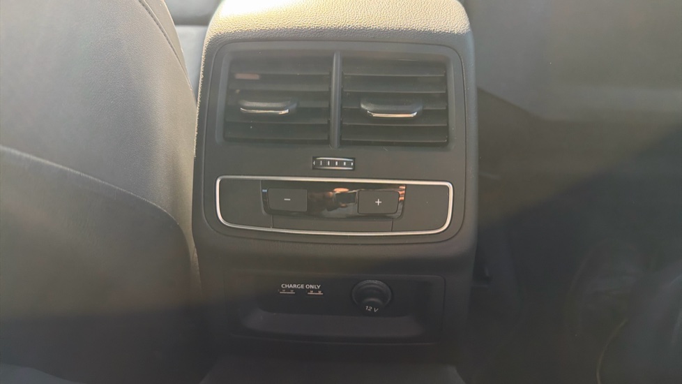 Audi A5 35 TFSI Sport 2dr S Tronic Petrol Coupe - Image 27