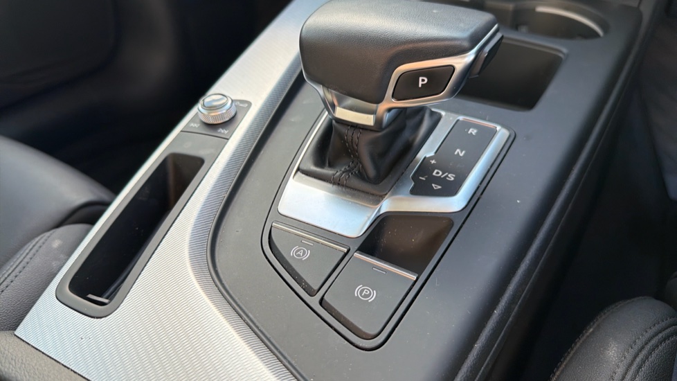 Audi A5 35 TFSI Sport 2dr S Tronic Petrol Coupe - Image 38