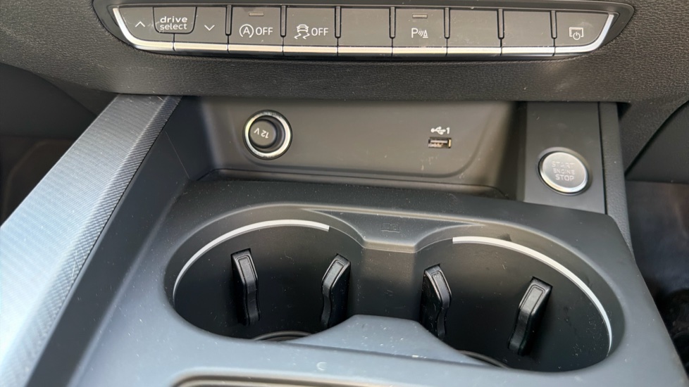Audi A5 35 TFSI Sport 2dr S Tronic Petrol Coupe - Image 39