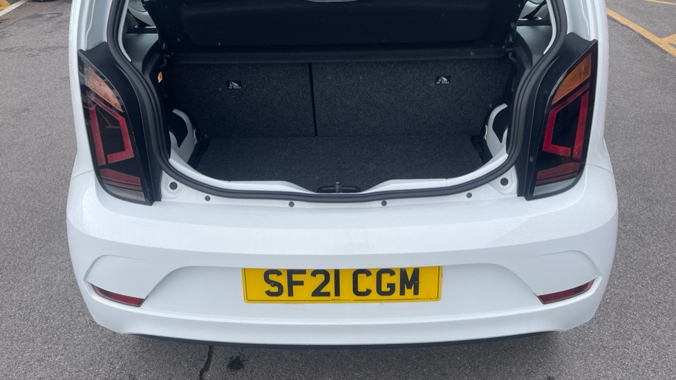 Volkswagen Up 1.0 65PS Up 3dr Petrol Hatchback - Image 4