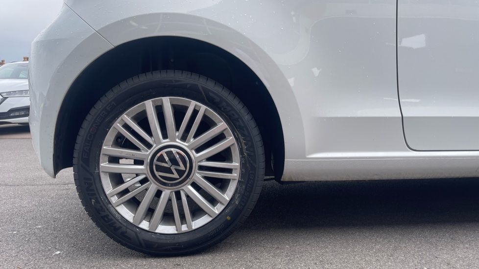 Volkswagen Up 1.0 65PS Up 3dr Petrol Hatchback - Image 7