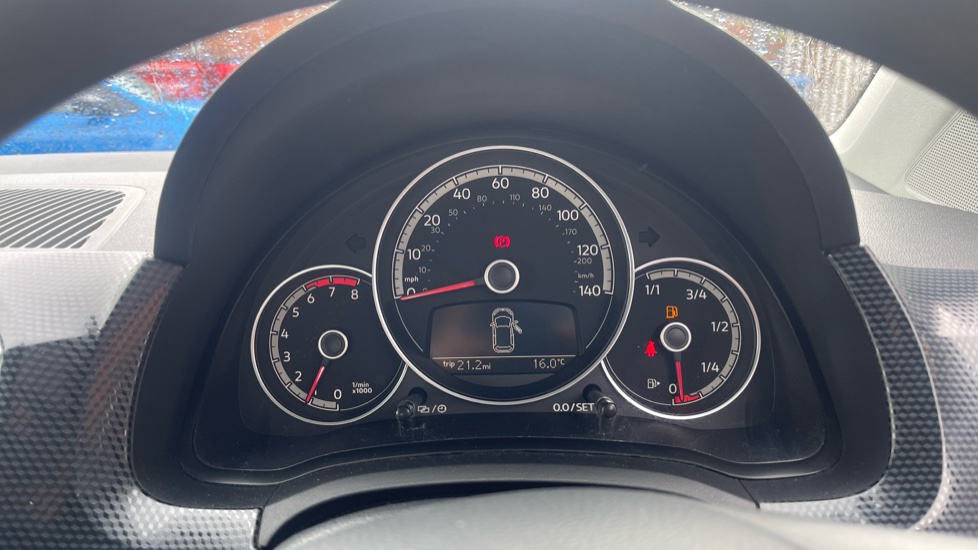 Volkswagen Up 1.0 65PS Up 3dr Petrol Hatchback - Image 18