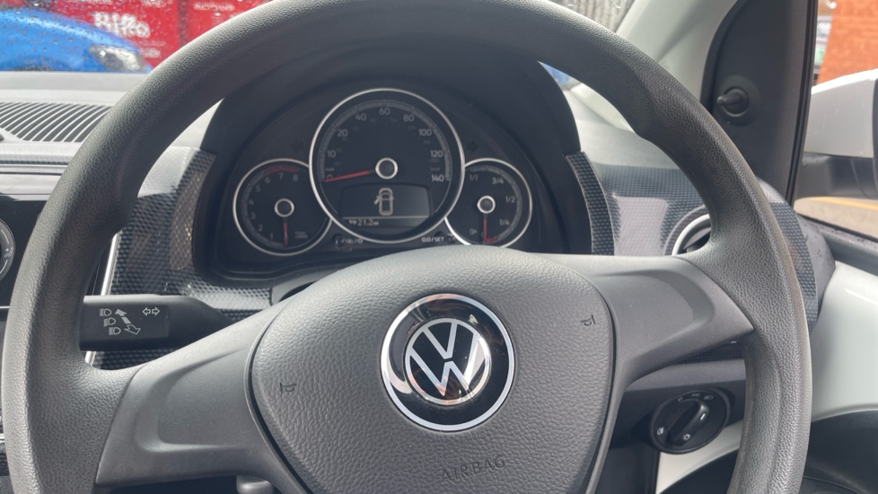 Volkswagen Up 1.0 65PS Up 3dr Petrol Hatchback - Image 26