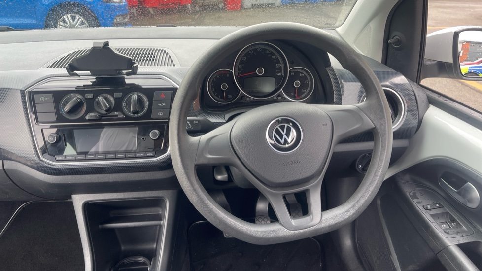 Volkswagen Up 1.0 65PS Up 3dr Petrol Hatchback - Image 27
