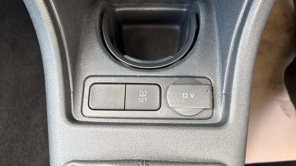 Volkswagen Up 1.0 65PS Up 3dr Petrol Hatchback - Image 44