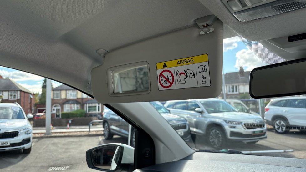 Volkswagen Up 1.0 65PS Up 3dr Petrol Hatchback - Image 48