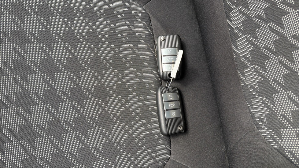 MG ZS 1.5 VTi-TECH Excite 5dr Petrol Hatchback - Image 20