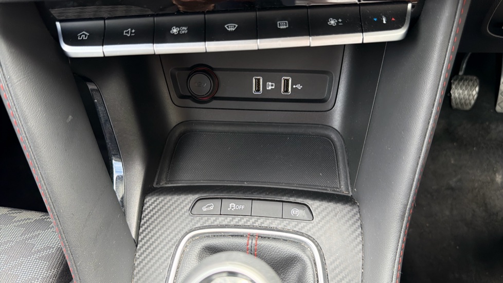 MG ZS 1.5 VTi-TECH Excite 5dr Petrol Hatchback - Image 27