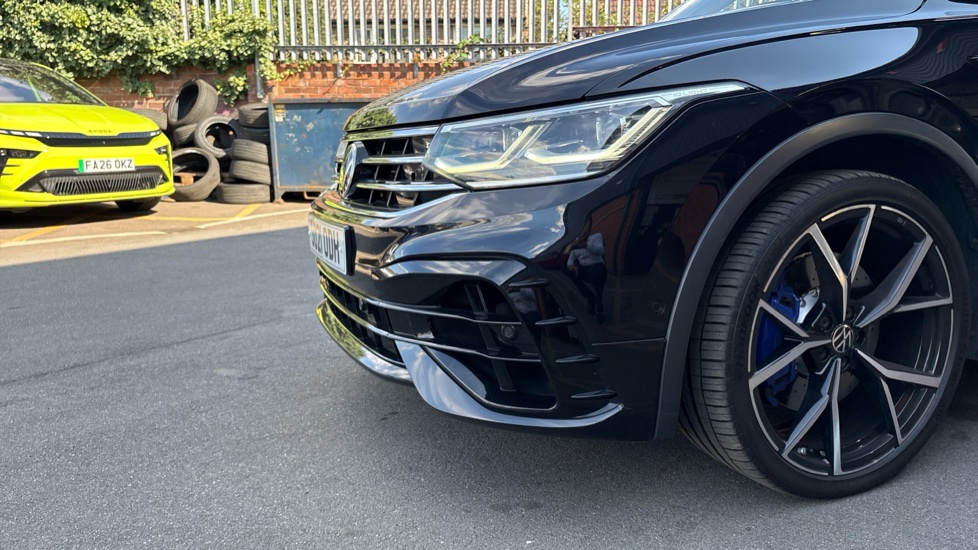 Volkswagen Tiguan 2.0 TSI 320 4Motion R 5dr DSG Petrol Estate - Image 48