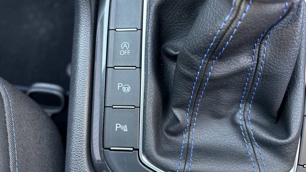 Volkswagen Tiguan 2.0 TSI 320 4Motion R 5dr DSG Petrol Estate - Image 70