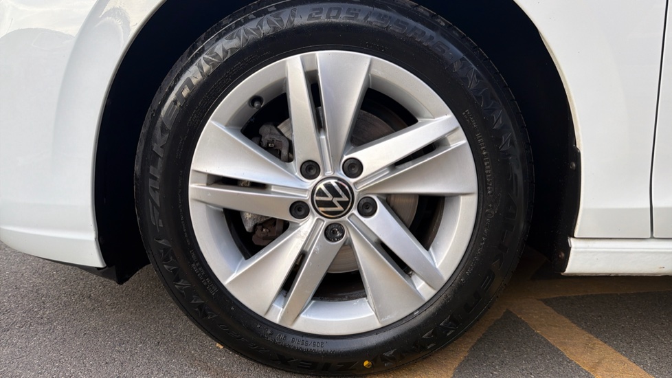 Volkswagen Golf 1.0 TSI Life 5dr Petrol Hatchback - Image 22