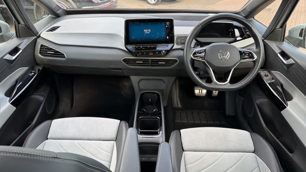 Volkswagen ID.3 150kW Max Pro Performance 58kWh 5dr Auto Electric Hatchback - Image 10
